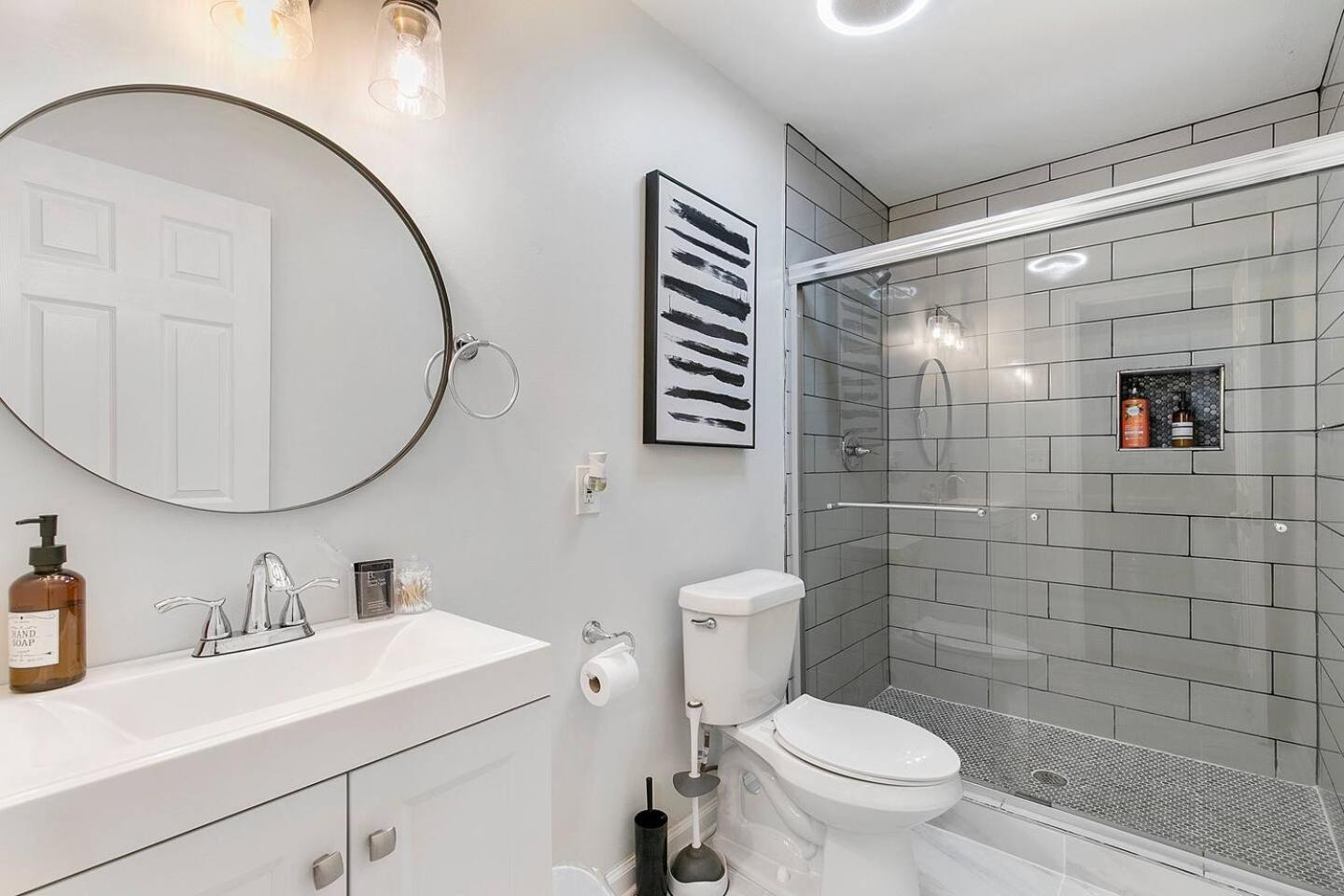 Charming 2Br Retreat-Free Parking Apartment Lithia Springs Bagian luar foto