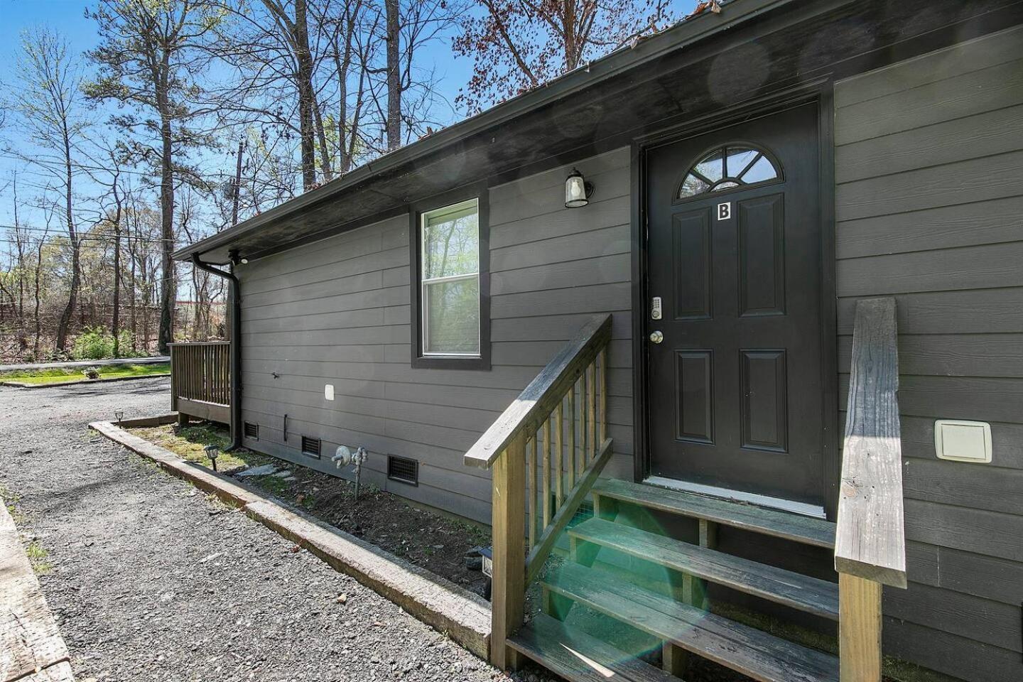 Charming 2Br Retreat-Free Parking Apartment Lithia Springs Bagian luar foto
